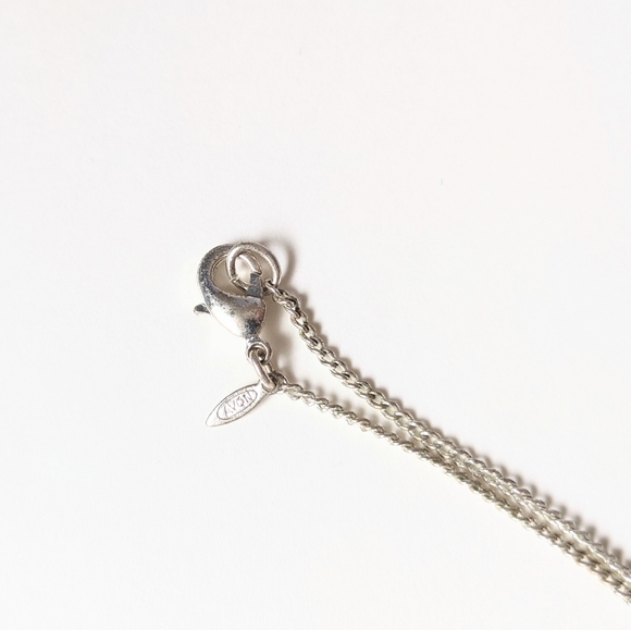 Avon Butterfly Necklace - Picture 2 of 12